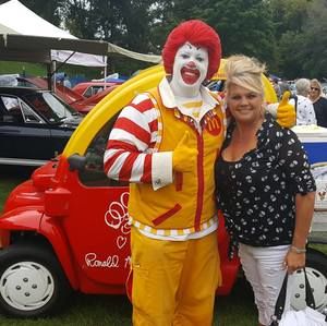 Meet your Posher, Michele